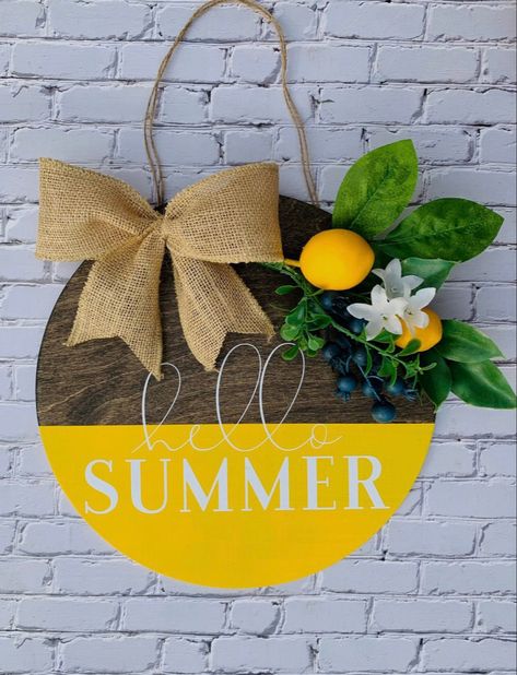 Summer Door Decorations, Pink Wine Glasses, Summer Wreath For Front Door, Pretty Products, Door Signs Diy, Summer Door Hanger, Front Door Sign, Summer Door Wreaths, Round Wood Sign