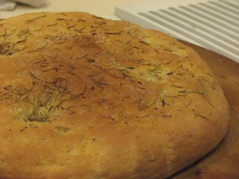 Italian Peasant Bread for bread machine. Like Macaroni Grill's bread! Bread For Bread Machine, Peasant Bread Recipe, Peasant Bread, Bread Machine Recipe, Parmesan Bread, Recipe Italian, Flavored Olive Oil, Italian Pasta Dishes, Bread Serving