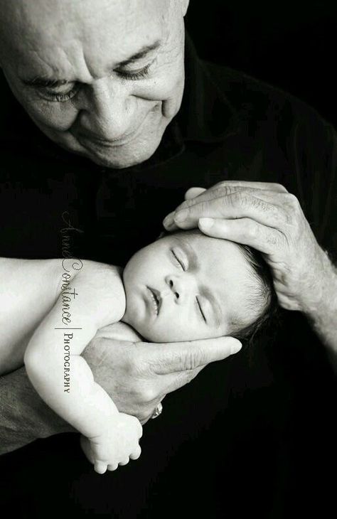 Dada ji Grandfather Photography, Grandparents Photography, Grandparent Photo, Baby Boy Newborn Photography, Newborn Photography Boy, Newborn Baby Photoshoot, Newborn Baby Photos, Newborn Poses, Newborn Shoot