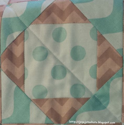 Exploding Block Tutorial, Exploding Block Quilt Patterns, Exploding Quilt Block, Exploding Block Quilt, Block Quilting Designs, Missouri Quilt Company, Missouri Quilt, Jelly Roll Quilt Patterns, Diy Blocks