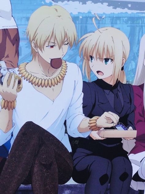 Gilgamesh And Saber, King Gilgamesh, Saber Fate, Type Moon Anime, Bleach Funny, Gilgamesh Fate, Arturia Pendragon, Fate Stay Night Series, Blue Lovk