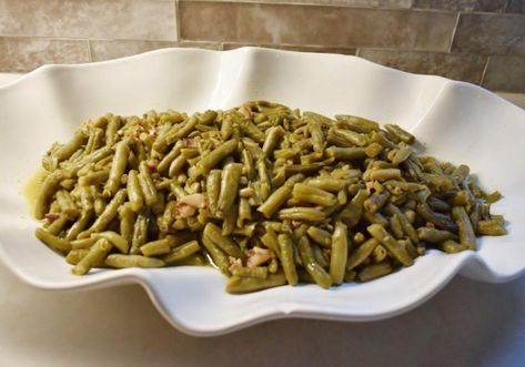 MY FAMILY’S FAVORITE: MISSISSIPPI GREEN BEANS #justapinchrecipes Christmas Bunco, Thanksgiving Vegetable Sides, Family Savvy, Crockpot Green Beans, Cafe Board, Thanksgiving Vegetables, Vegetables Pasta, Work Dinner, Easy Summer Dinners