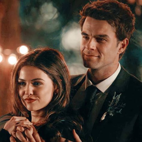 The Originals Kol And Davina, The Oroginals, Kol The Originals, Bullet Journal Films, The Originals Davina, Kol And Davina, Nathaniel Buzolic, Manchester United Wallpaper, Vampire Diaries Wallpaper