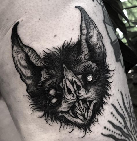 Traditional Bat Face Tattoo, Bat Face Tattoo, Bat Head Tattoo, Bat Neck Tattoo, Dark Tattoo Designs, Tattoo Bat, Bat Tattoos, Rip Tattoos For Mom, Tatuaje Trash Polka