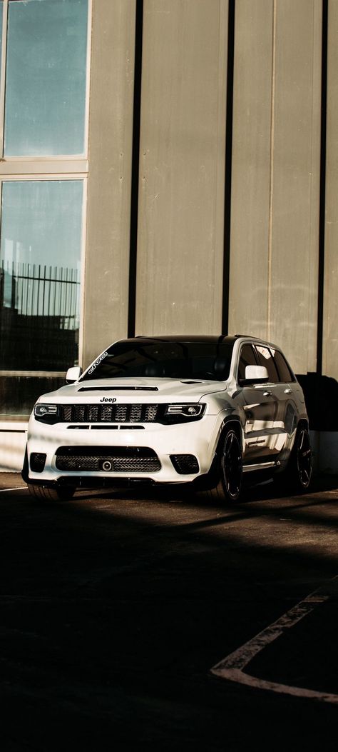 Jeep Srt Wallpaper, Srt8 Jeep, Jeep Srt, Srt Jeep, Mopar Jeep, Jeep Srt8, Jeep Wallpaper, Car Iphone Wallpaper, Dodge Charger Hellcat