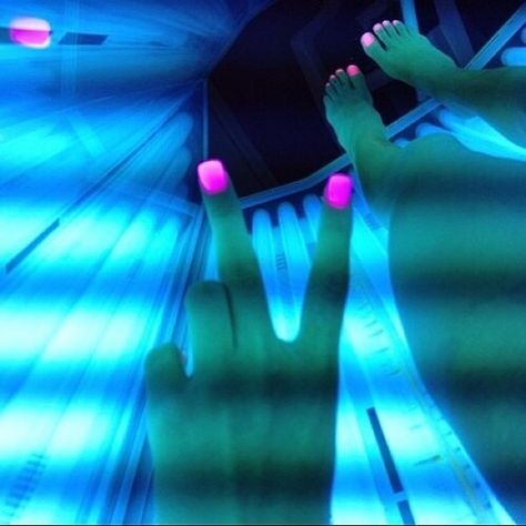 Sunbathing Selfies✌️ Tanning Shop, Tan Nails, Best Tanning Lotion, Tumblr Quality, Tanning Tips, Tanning Salon, Tanning Bed, Suntan Lotion, Summer Tanning