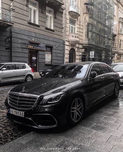 Benz S550, Aesthetic Cars, Mercedes Benz S550, Dream Cars Mercedes, Benz S Class, Mercedes Benz Cars, Benz Car, Top Cars, S Class