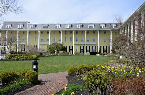 Picture of the Day Cape May, Cozy Home, Cozy House, Mansion, Cape, The Day, House Styles, Building, Home Decor