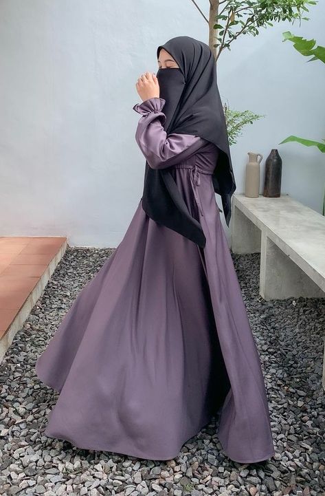 Hijab And Niqab, Hijab Niqab, Hijab Trends, Muslim Girl, Purple Colour, Hijabi Girl, Hijab Dress, Muslim Girls, Niqab