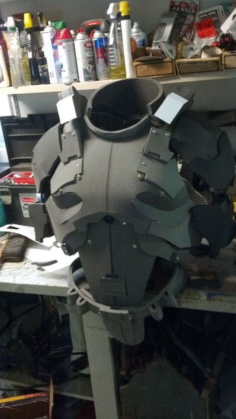 How To Make Foam, Armadura Cosplay, Foam Armor, Cosplay Armor, Cosplay Tutorial, Cosplay Diy, Cosplay Tips, Suit Of Armor, Body Armor