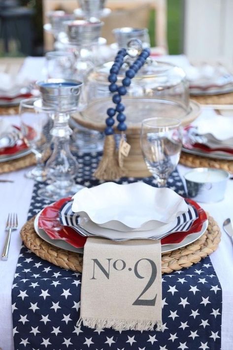 Breakfast Table Setting Ideas, 4th Of July Tablescapes, Labor Day Decorations, Decor Celebration, Blue Table Settings, Breakfast Table Setting, Table Setting Ideas, Fourth Of July Decor, July Decor