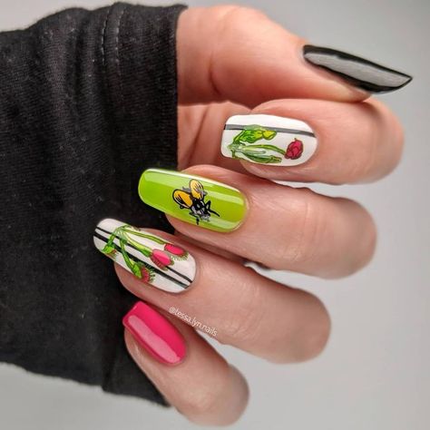 Tessa - Nail Art Inspiration on Instagram: "Carnivorous Plants 🪰[PR] Hey friends! Well, I shared these carnivorous plant nails in my stories yesterday and wasn't planning on posting them to my feed, but since so many of you lovely people told me I should, here they are in all their bright, weird, bug-eating glory! 😜 • • • Polish: @hellomaniology Opus One, Bubble Pop, Bam White, Straight Up Black, E-Tronica, Grey Joy, Lilypad 🪰 Plate: @hellomaniology M223 *Use code 'TESSALYN' for 10% off 💸* • Plant Nail Art, Unique Manicure, Pitcher Plants, Nail Stamping Plates, Nail Art Kit, Trendy Nail Design, Carnivorous Plants, Stamping Plates, Fall Nail Designs