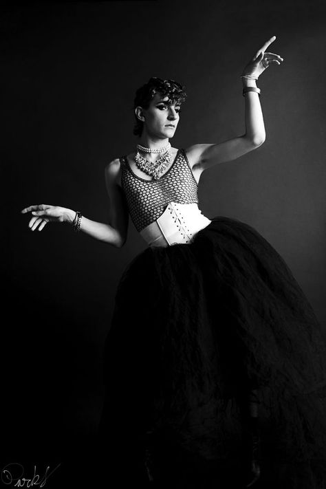 Black and white photography, fashion, queer, gender, canon photo, studio photography, Strange Fashion Photography, Gender Fluidity Aesthetic, Gender Expression Photography, Ethereal Androgyny, Gender Photography, Gender Queer Fashion, Queer Photoshoot, Gender Art, Fashion Editorial Studio