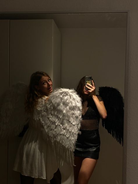 Dark Angel Halloween Costume, Demon Halloween Costume, Half Angel Half Demon, Black Angel Costume, Angel Halloween Costume, Dark Angel Costume, Angel Halloween, Angel Halloween Costumes, Angel Makeup