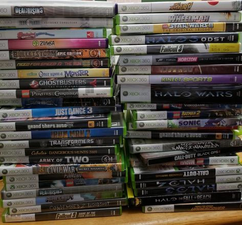 Bought a massive lot of Xbox 360 games for $60 including a few steelbooks. 200s Aesthetic, Old Xbox, Money Gang, Xbox 360 Console, Playing Xbox, Console Games, Video Game Room Design, Xbox 360 Games, Game Collection