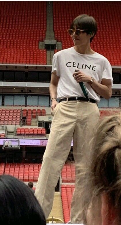 Taehyung in celine shirt Celine Tshirt, Bts Style, Bts Show, Korean Stickers, Bts Inspired Outfits, Grammar Lessons, Indie Aesthetic, Photoshoot Concept, Mens Fashion Casual Outfits