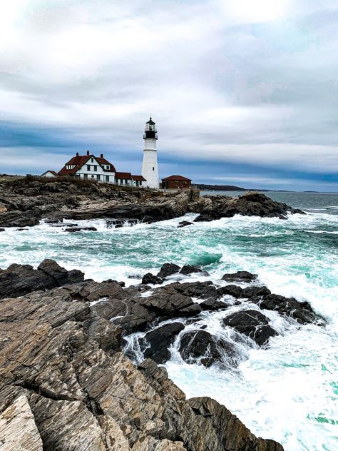 Maine Aesthetic, All Shall Be Well, Acadia Maine, Famous Lighthouses, Maine Lighthouses, New England States, Lighthouse Pictures, Maine Travel, Maine Coast