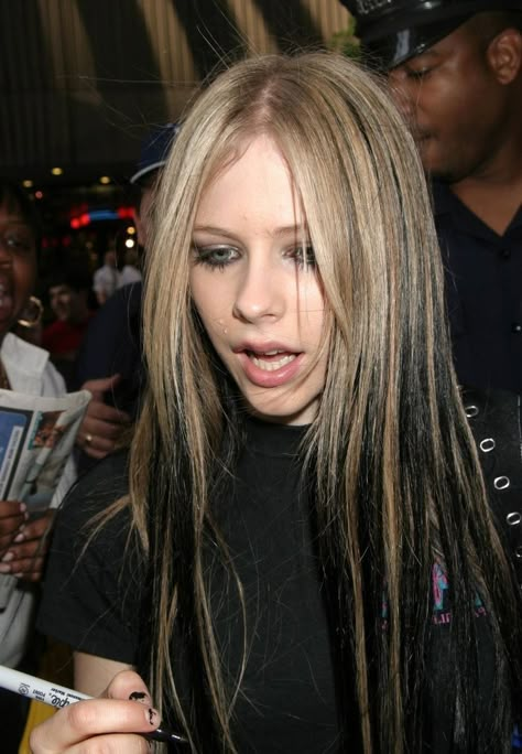 Jack Martin, Natural Gray Hair, Celebrity Hair, Avril Lavigne, Hair Colorist, Gray Hair, The Signs, The Rules, The Help