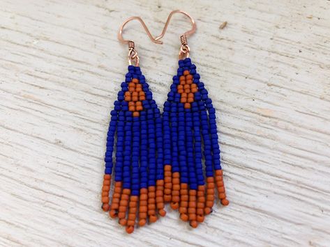 Diy Thread Earrings, Color Splash Purple, Botanical Christmas, Themed Garden, Mountain Earrings, Beadwork Earrings, Mountain Landscapes, Loom Bracelet Patterns, Garden Gnomes