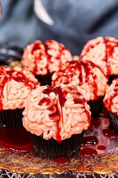 Halloween Cupcakes Ideas, Chocolate Cupcakes With Cream Cheese, Halloween Cupcake Cake, Brain Cupcakes, Cupcakes For Halloween, Halloween Cupcakes Decoration, Halloween Deserts, Postres Halloween, Cheese Frosting Recipe