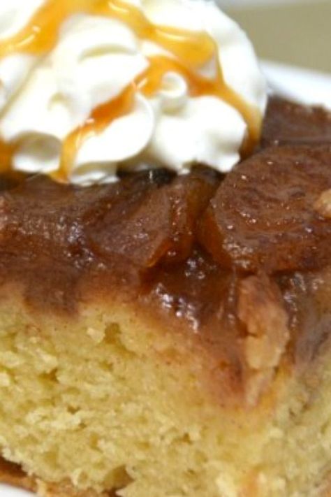 Apple Upside Down Cake Recipe, Caramel Apple Upside Down Cake, Caramel Apple Cake Recipe, Apple Dessert Recipes Easy, Apple Upside Down Cake, Caramel Apple Desserts, Upside Down Apple Cake, Upside Down Cake Recipe, Best Apple Recipes