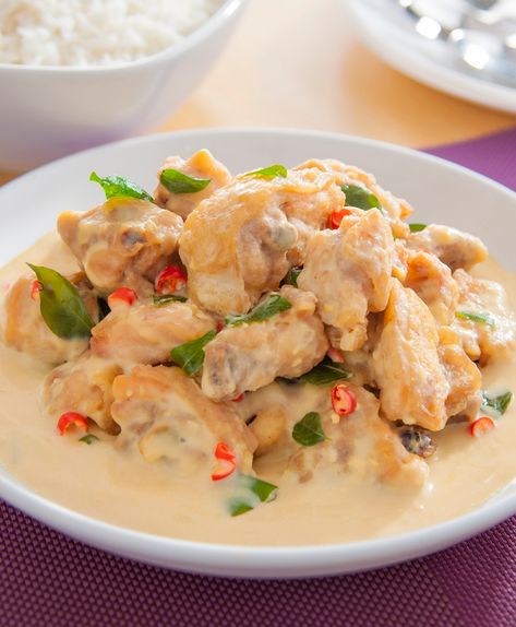 Creamy Butter Chicken Recipe | Ajinomoto Malaysia Chicken Buttermilk Recipes, Butter Milk Chicken Recipe, Ayam Buttermilk, Buttermilk Chicken Recipe, Chicken Buttermilk, Creamy Butter Chicken, Ayam Mentega, Cream Chicken Recipes, Panini Recipes Chicken