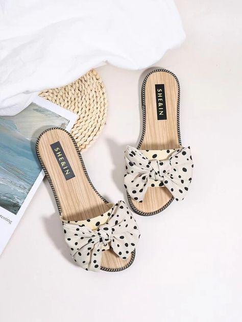 Polka Dot Bow Decor Slide Sandals Girls Shoes Teenage, Sandals Shein, Women Slippers Fashion, Women Flat Sandals, Trendy Heels, Fashion Shoes Sandals, Trendy Sandals, Sandals Outfit, Beautiful Sandals