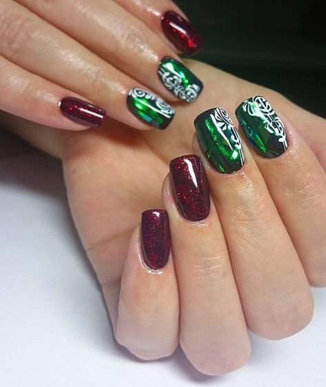 nail art ideas burgundy and green nails #burgundynails #nails #artideas Maroon Acrylic Nails, Golden Nail Art, Burgundy Nail Art, Dnd Gel Nail Polish, Burgundy Nail Polish, Burgundy Nail Designs, Red Color Palette, Glitter Accent Nails, Golden Nails