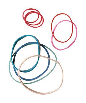 Rubber Band as Stemware Securer Making Life Easier, Easter Egg Decorating, New Uses, Household Tips, Clever Ideas, Real Simple, Rubber Band, Cleaning Organizing, Everyday Items