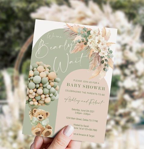 Bear Baby Shower Invitations, Gold Baby Shower Decorations, Sage Green Baby Shower, Green Baby Shower Invitations, Teddy Bear Baby Shower Invitations, Baby Shower Boho, Bear Baby Shower Theme, Surprise Baby Shower, Idee Babyshower