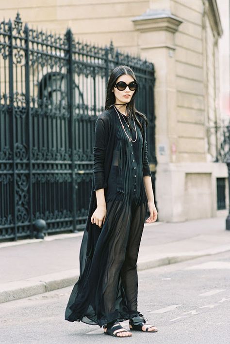 * Ming Xi, Vanessa Jackman, Walking Down The Street, Christian Dior Haute Couture, Kate Bosworth, Christian Dior Couture, Nicole Richie, Dior Couture, Grunge Goth