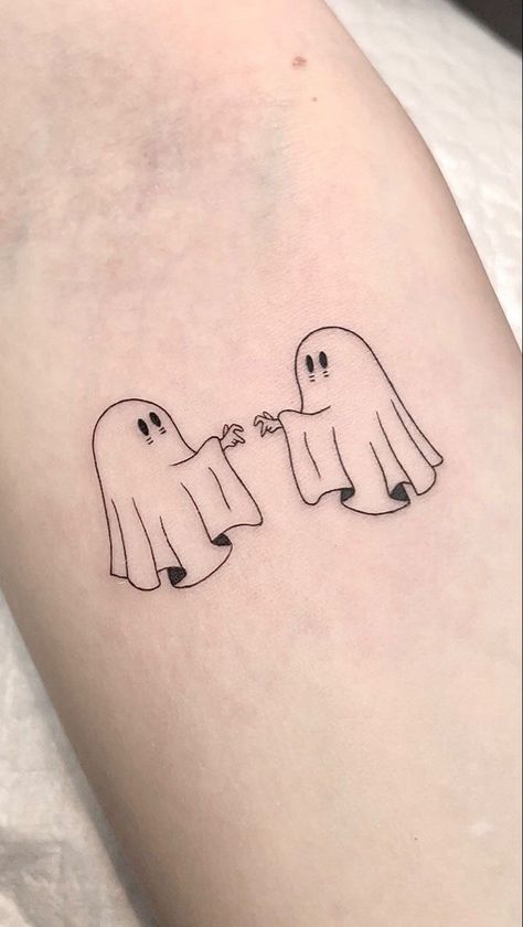 Ghost Tattoos, Matching Bff Tattoos, Maching Tattoos, Cute Matching Tattoos, Matching Friend Tattoos, Small Matching Tattoos, Matching Best Friend Tattoos, Tattoos Infinity, Bestie Tattoo