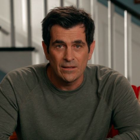 Clive Bixby, Modern Family Phil, Ty Burrell, Phil Dunphy, Phil 3, Dr Phil, Hubba Hubba, Teen Actresses, Family Doctors