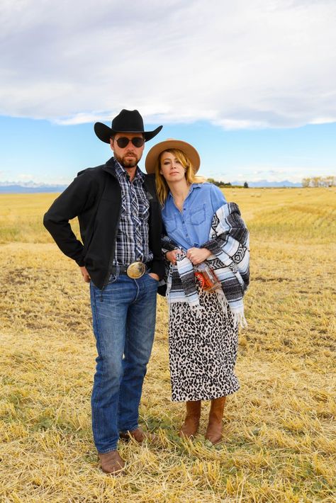 Beth Dutton and Rip Halloween Costume inspiration - Halloween costume - cowgirl and cowboy costumes - Couples costume ideas- Yellowstone Halloween Bath And Rip Costume, Yellowstone Rip And Beth, Yellowstone Halloween Costume, Yellowstone Outfit Ideas, Marilyn Monroe Halloween Costume, Rip And Beth, Dorothy Halloween Costume, Yellowstone Rip, Yellowstone Outfits