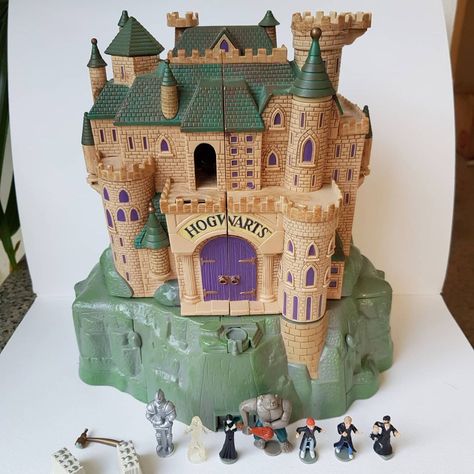 polly pocket world shop on Instagram: “Harry Potter Hogwarts playset worldwide shipping Line : arisara.lee price 6999 THB…” Spooky Polly Pocket, Polly Pocket Collection, Polly Pockets 2000s, Custom Polly Pocket, Lee Price, Polly Pocket World, Polly Pocket 2000 Sets, Polly Pockets, Polly Pocket