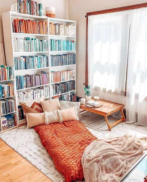 Bookshelves For Small Spaces Bedroom, Small Reading Room Ideas, Meditation Nook, Bookshelves For Small Spaces, Living Room Nook, Bedroom Nook, Narrow Rooms, Cozy Reading Corners, Home Library Design