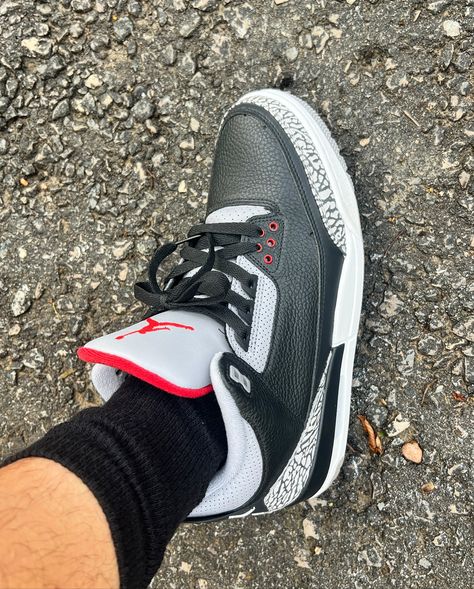 Who else is ready for these to release again this year? I’ve kept these in pretty good shape over the years but I still have the upcoming retro on my radar. Might be the best sneaker of all time 🤷🏻‍♂️ (2018) Jordan 3 “Black Cement” #jordan3blackcement #aj3blackcement #bc3 #blackcement3s #blackcement3 #jordan3blackcements #jordan3retros #jordan3addict #jordan3s #jordan3squad Jordan 3 Infrared, Jordan 3 Black, Air Jordan 3 Black Cement, Air Jordan 3 White Cement, Cement 3s, Jordan 3 White Cement Reimagined, Air Jordan 3 Reimagined, Jordan 3 Black Cement, Jordan 3s