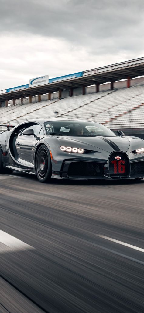 Bugatti Chiron Pur Sport, New Tesla Roadster, Chiron Pur Sport, Cool Truck Accessories, Hyper Cars, Car Seat Poncho, New Tesla, Grand Prix Cars, Aesthetic Cool