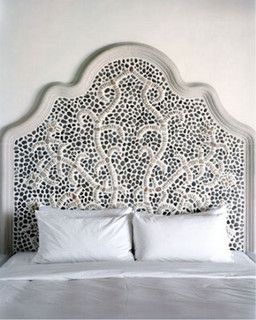 Great detailed head board King Size Mandala Headboard, Pretty Headboard, Farmhouse Headboard, Wooden Headboard, Couple Bedroom, San Jose Del Cabo, Diy Headboards, Teen Girl Bedrooms, Kids Bedroom Decor