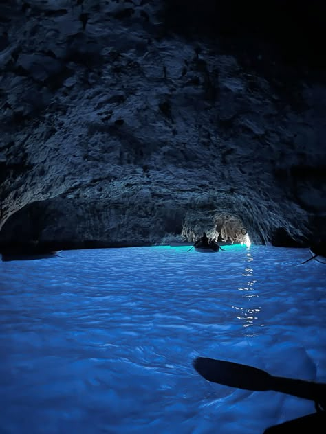 The bluest water you will ever see!✨
Blue Grotto Sea Cave, Anacapri, Italy 🇮🇹
•
•
•
#viralpost #italian #italy #italytravel #bluegrotto #water #boat #italytrip #italiansummer #italytravelinspiration #europe #fyp Water Cave Aesthetic, Anacapri Italy, Water Cave, Italy Water, Blue Grotto Capri, The Blue Grotto Capri, Blue Cave, Blue Grotto Italy, Summer California