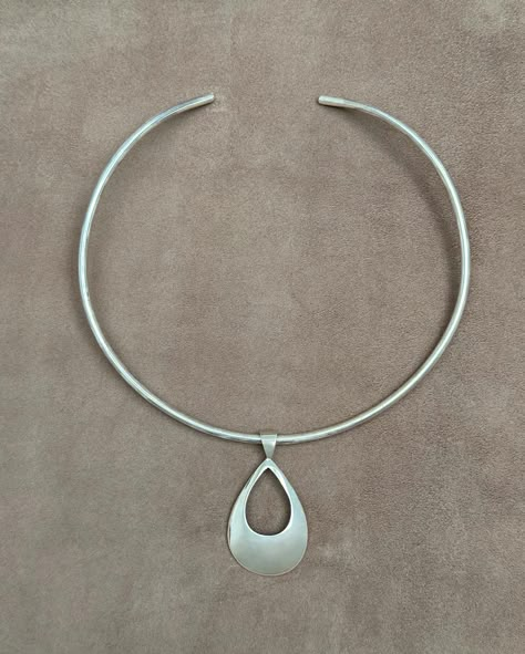 our sterling silver collection is now live — designed by us and hand crafted by local artisans in bali, indonesia <3 Silver Pendant Necklace Unique, Chunky Jewelry Silver, Silver Clothes, Jewelry Design Silver, Chunky Silver Jewellery, Minimalist Necklace Silver, Cord Necklaces, Funky Jewellery, Prove Them Wrong