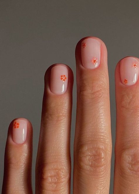 30 Fun Nail Art Ideas | The Everygirl Short Nails Flowers Nailart, Flower Nail Accent, Subtle Summer Nails Short, Minimalist Short Nail Design, Micro Nail Art, Mexico Nails Vacations The Beach, Subtle Flower Nails, Minimalist Nail Art Designs Simple, Simple Nail Designs Diy