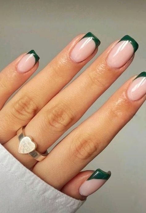 Medium Nail Length, Colored French Tip Nails, Trendy French Manicure, French Manicure Ideas, Sns Nails Designs, French Manicure Designs, French Manicure Nails, Manicure Nails, Tip Nails