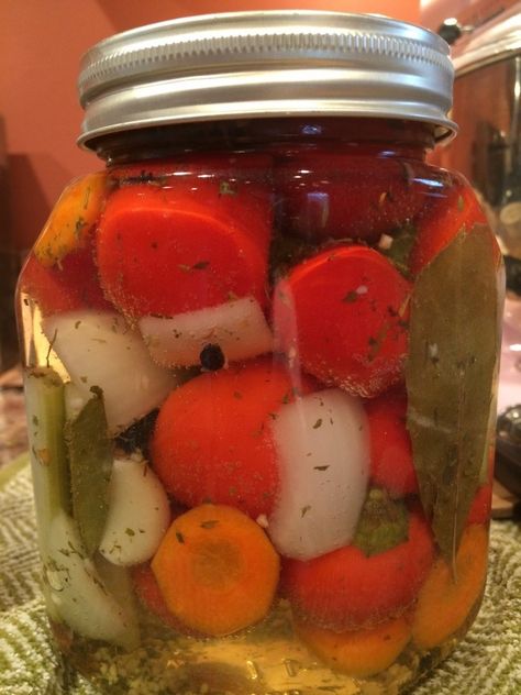 The Chopping Blog: Harvest time is the perfect time of year for preserving. Got too many peppers from your garden? Learn how to pickle them here. Pepper Harvest, Harvest Time, Wine Cocktails, Peppers, Pickles, Cucumber, Condiments, Bubbles, Stuffed Peppers