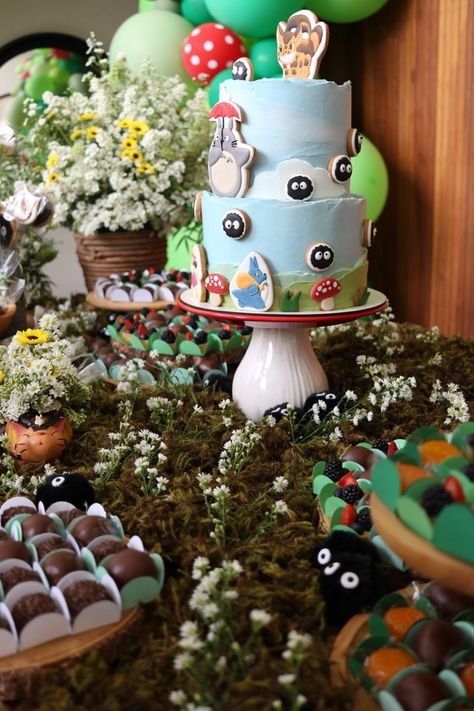 My Neighbor Totoro Party Ideas, Studio Ghibli Birthday Theme, Howls Moving Castle Party Theme, Ghibli Birthday Party Ideas, Howls Moving Castle Themed Party, Studio Ghibli Baby Shower Theme, Studio Ghibli First Birthday, Studio Ghibli Cake Ideas, Studio Ghibli Birthday Party Decor