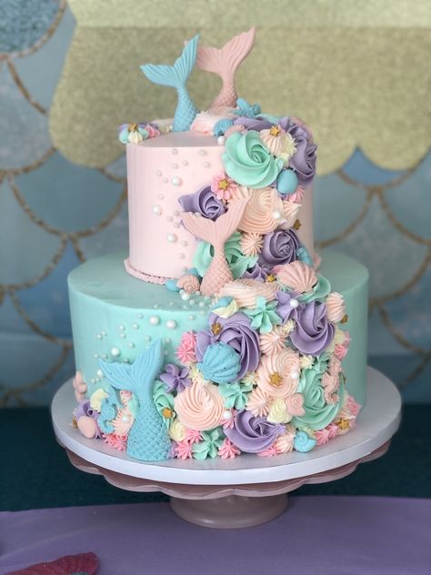 Mermaid Tier Cake, Mermaid Birthday Cake 2 Tier, Mermaid Two Tier Cake, Dive Into Five Birthday Cake, Under The Sea Mermaid Cake, Birthday Cake Mermaid Theme, Mermaid 5th Birthday Cake, Oneder The Sea 1st Birthday Cake, 2 Tier Mermaid Cake