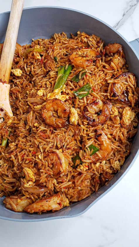 Best Shrimp Fried Rice, Chef Breakfast, Hibachi Fried Rice, Shrimp Fried Rice Recipe, African Recipes Nigerian Food, Dark Soy Sauce, Shrimp Fried Rice, Easy Healthy Meal Prep, Food Babe