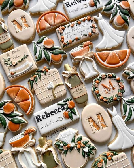 Italian Bridal Showers, Wedding Cookies Decorated, Bridal Cookies, Crazy Cookies, Fruit Cookies, Bridal Tea Party, Sugar Cookie Icing, Bridal Shower Cookies, Spritz Cookies