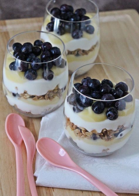 Fruit Parfait Cups, Lemon Blueberry Parfait, Yogurt Parfait Cups, Blueberry Parfait, Parfait Cups, Parfait Desserts, Fruit Parfait, Brunch Bread, Lemon Yogurt