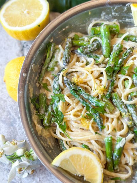 Lemon Cream Pasta And Asparagus - Foodie Gal Fresh Lemon Asparagus Pasta, Lemon Spaghetti, Cream Pasta, Breakfast Salad, Asparagus Pasta, Seafood Soup, Lemon Pasta, Comfort Dishes, Lemon Cream